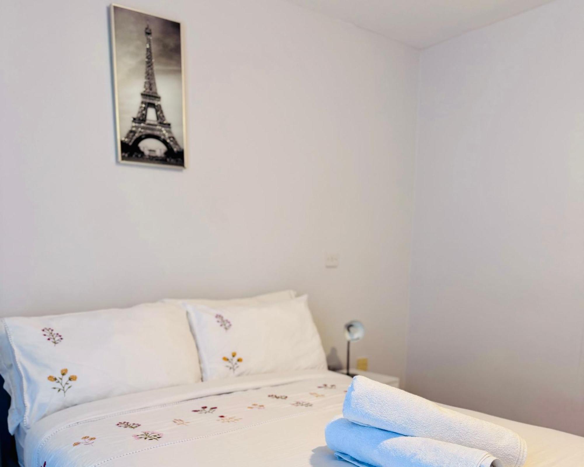 Luxe Heights Nest Apartment Birmingham Bagian luar foto