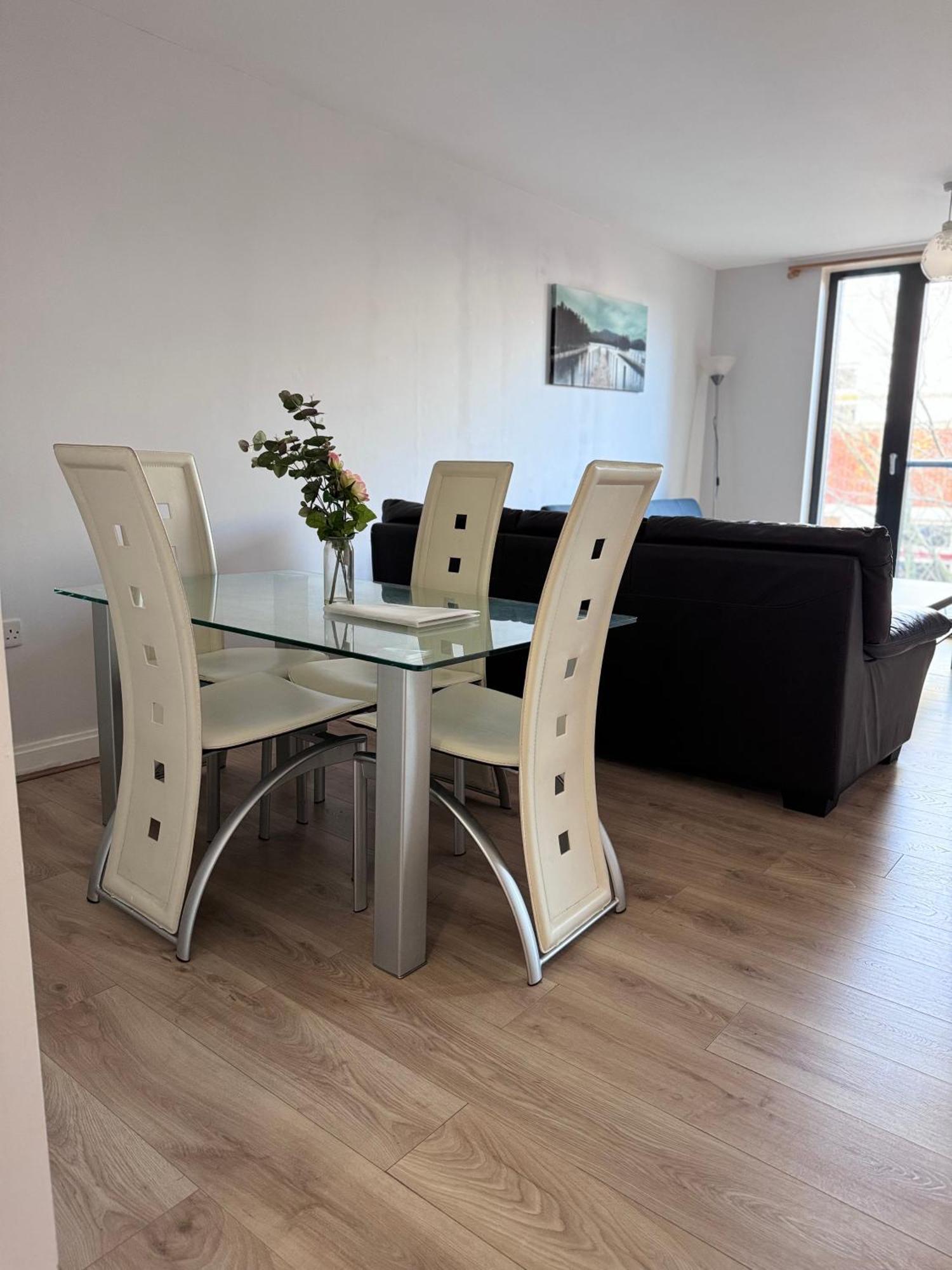 Luxe Heights Nest Apartment Birmingham Bagian luar foto