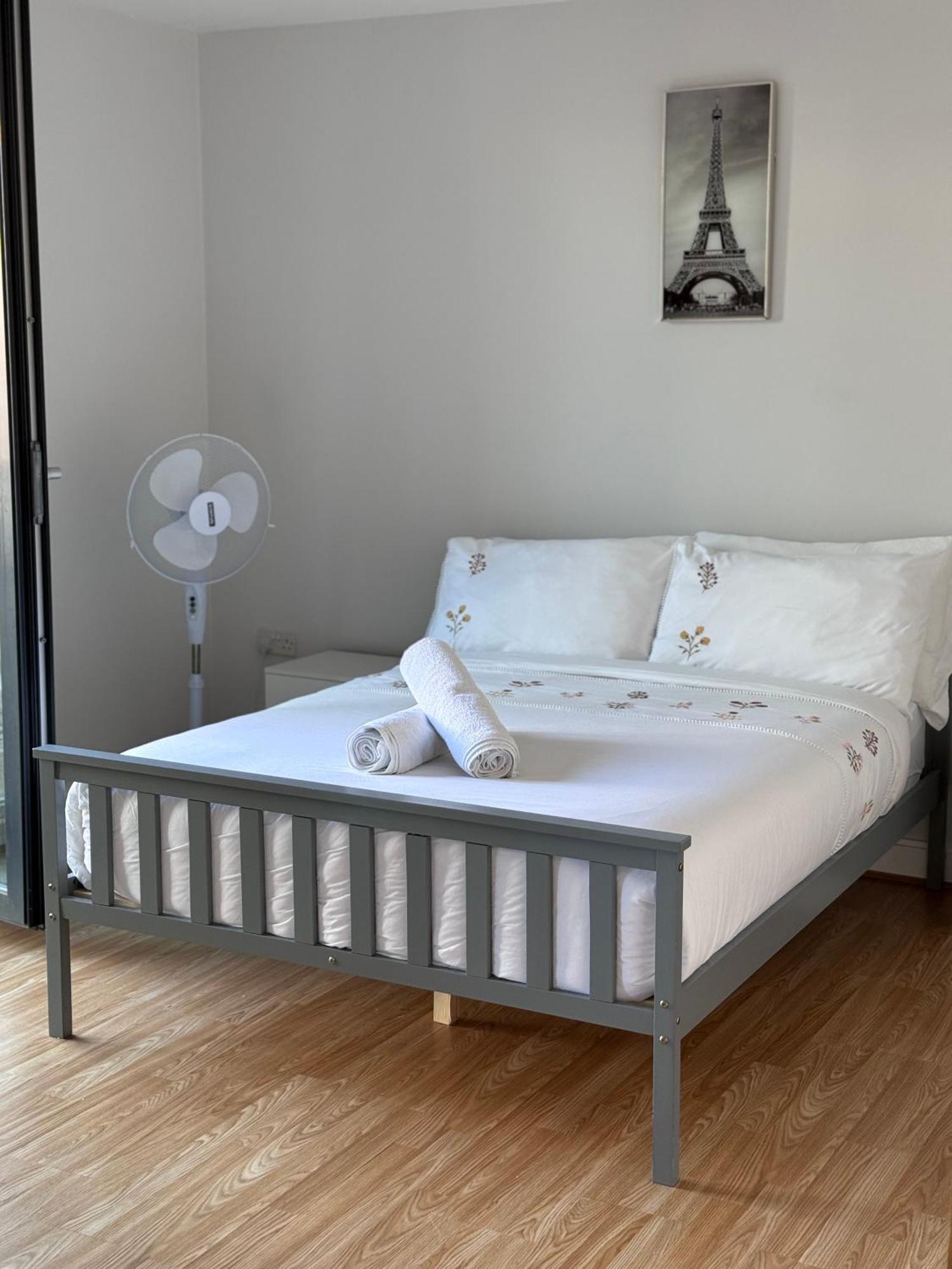 Luxe Heights Nest Apartment Birmingham Bagian luar foto