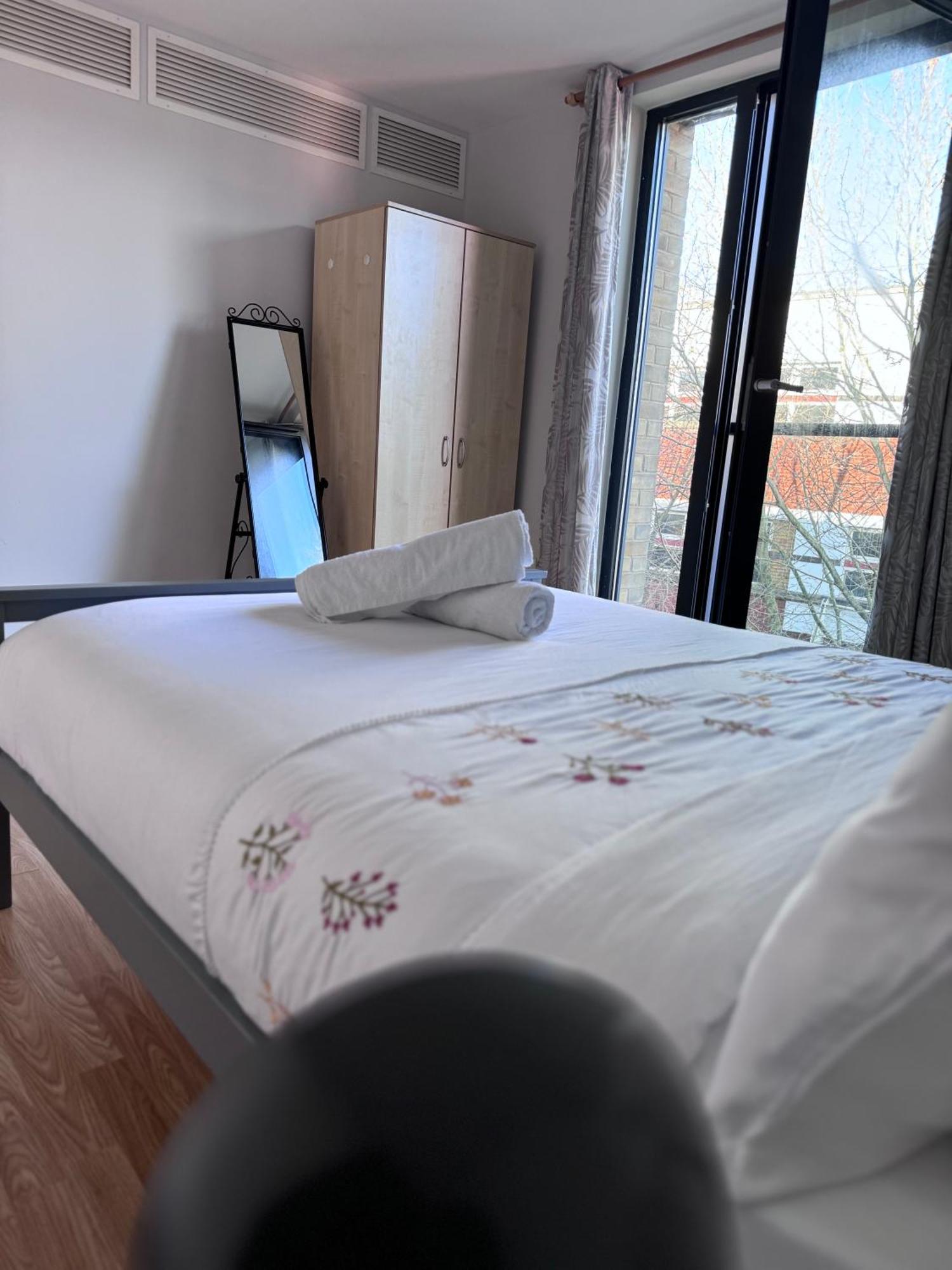Luxe Heights Nest Apartment Birmingham Bagian luar foto